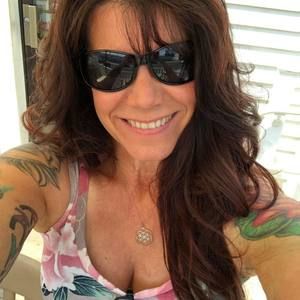 Meet your Posher, Dana